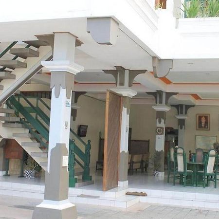 Pulau Bali Hotel Denpasar Redpartner Exterior photo
